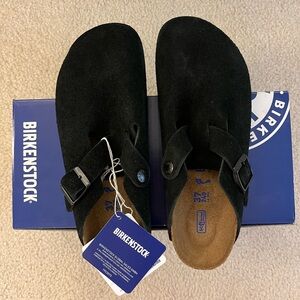 NWT Birkenstock Boston Soft Footbed Clogs in Black